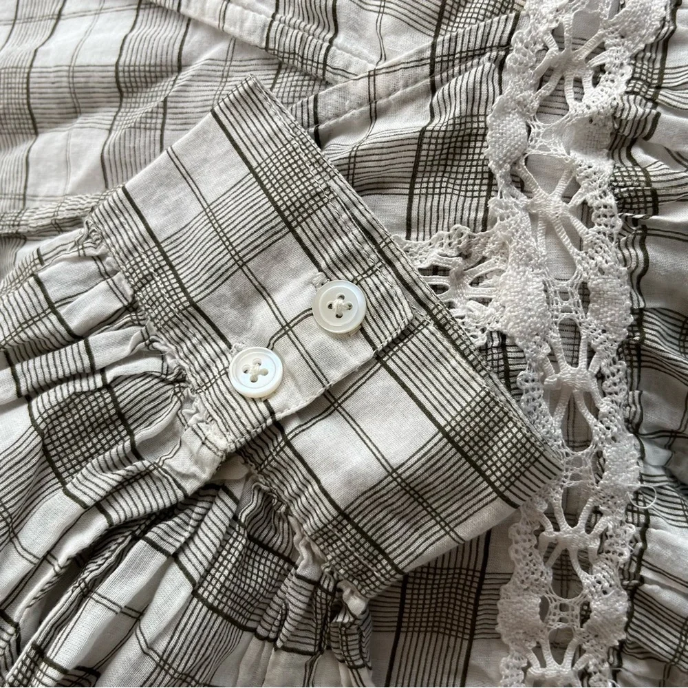 Free People Time Out Tunic like new Small Plaid with lace detail